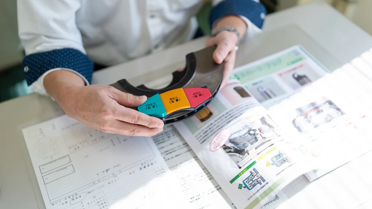 依頼受付の窓口業務（サービスフロント）及び営業募集